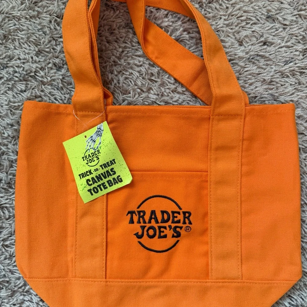 Trader Joe’s Mini Halloween Tote Set  (4) - Picture 2 of 5